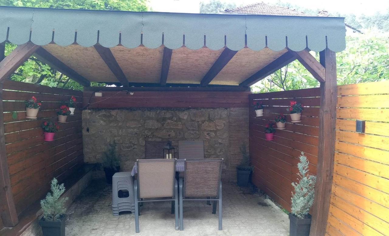 Finesi Apartments Ohrid Luaran gambar